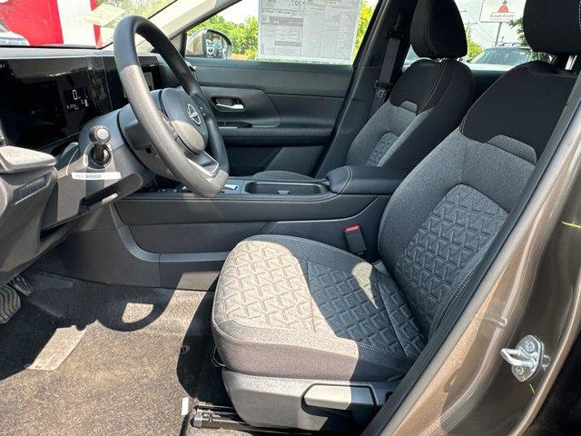 new 2025 Nissan Kicks car, priced at $24,880