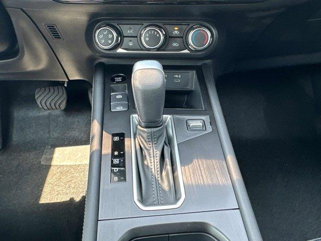 new 2025 Nissan Kicks car, priced at $24,880