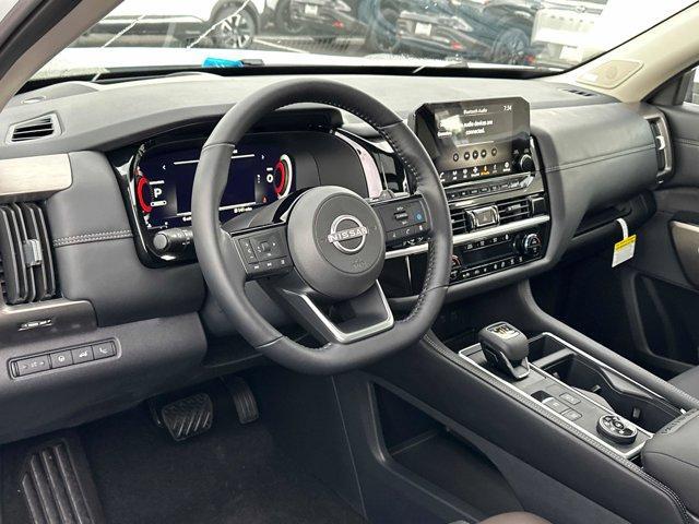 new 2025 Nissan Pathfinder car, priced at $45,442