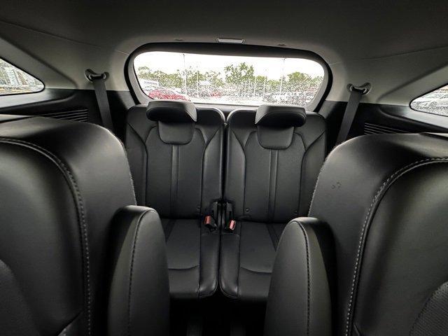 used 2023 Kia Sorento car, priced at $36,400