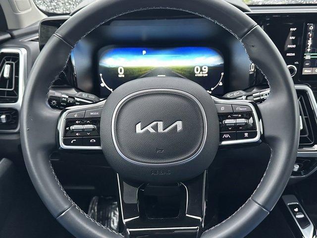 used 2023 Kia Sorento car, priced at $36,400