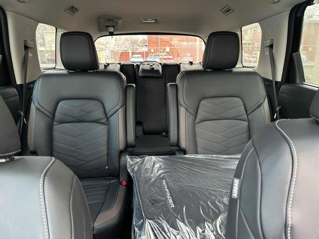 new 2025 Nissan Pathfinder car, priced at $51,202