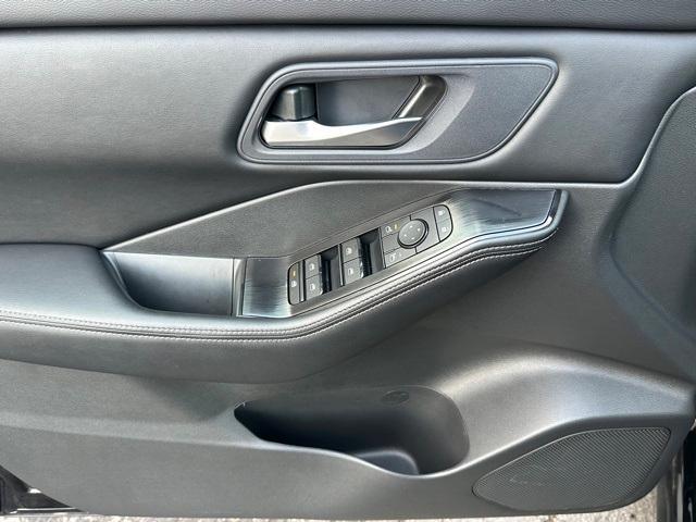 used 2025 Nissan Rogue car, priced at $31,298