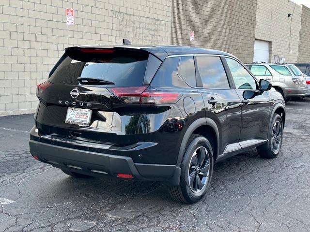 used 2025 Nissan Rogue car, priced at $31,298