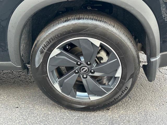 used 2025 Nissan Rogue car, priced at $31,298
