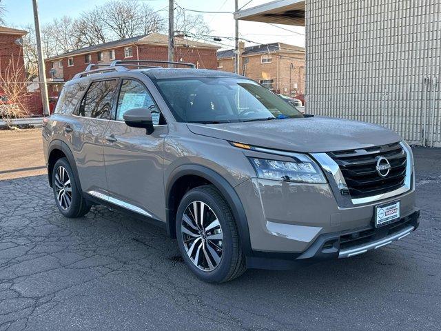 new 2025 Nissan Pathfinder car, priced at $44,578