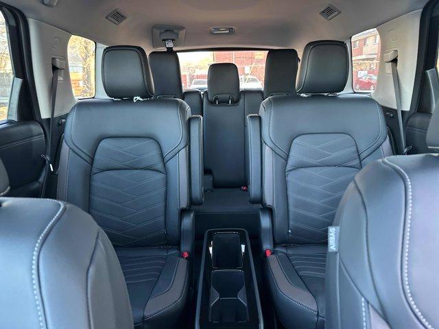 new 2025 Nissan Pathfinder car, priced at $44,578