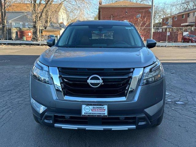 new 2025 Nissan Pathfinder car, priced at $43,839