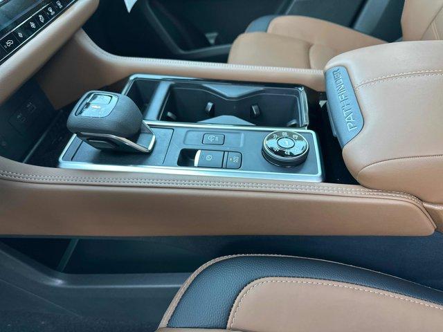 new 2025 Nissan Pathfinder car, priced at $43,839