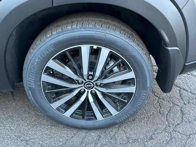 new 2025 Nissan Pathfinder car, priced at $43,839