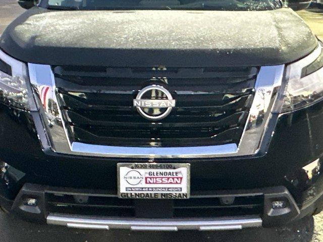 new 2025 Nissan Pathfinder car, priced at $44,192