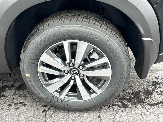 new 2025 Nissan Pathfinder car, priced at $42,717
