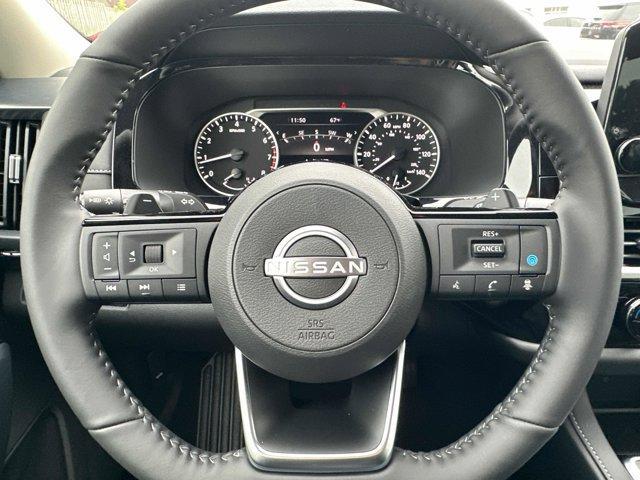 new 2025 Nissan Pathfinder car, priced at $42,717