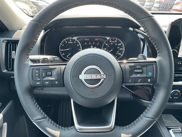 new 2025 Nissan Pathfinder car, priced at $42,212