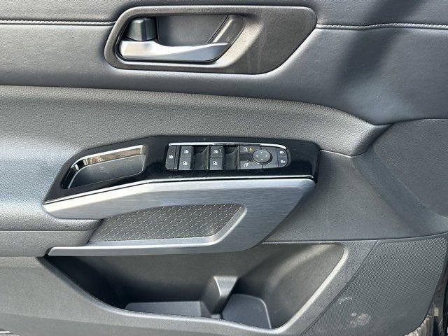 used 2024 Nissan Pathfinder car, priced at $39,506