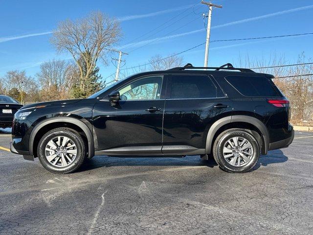 new 2025 Nissan Pathfinder car, priced at $41,992