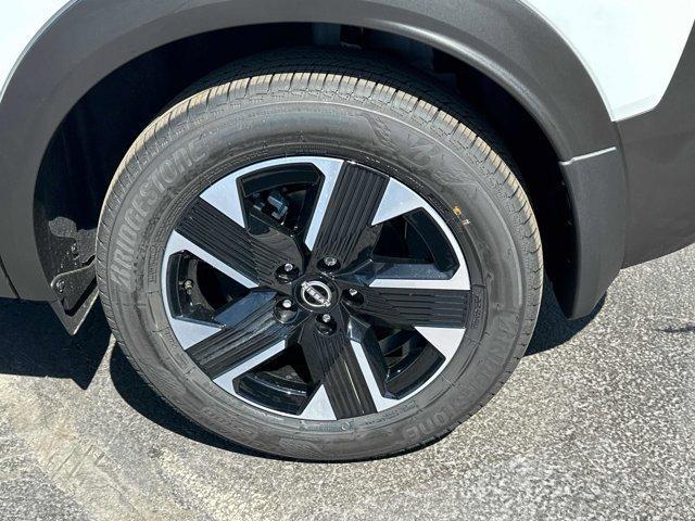 new 2025 Nissan Kicks car, priced at $20,655