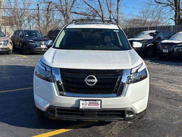 new 2025 Nissan Pathfinder car, priced at $44,138