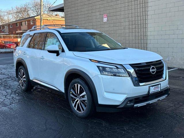 new 2025 Nissan Pathfinder car, priced at $51,861