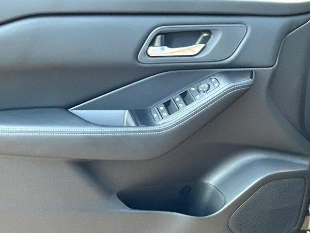 new 2025 Nissan Rogue car, priced at $30,428