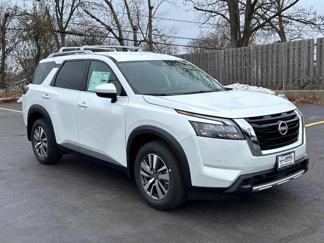 new 2025 Nissan Pathfinder car, priced at $45,417