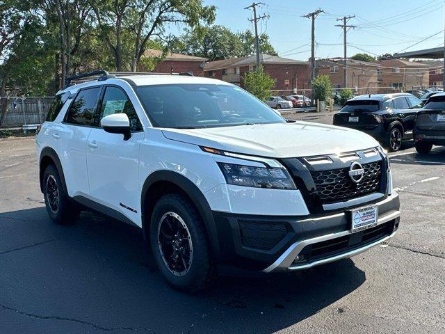 new 2025 Nissan Pathfinder car, priced at $42,047