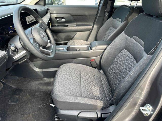 new 2025 Nissan Kicks car, priced at $21,777