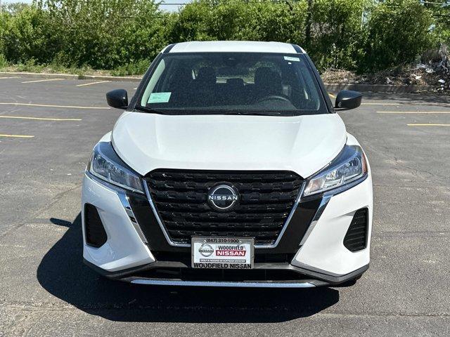 new 2025 Nissan Kicks Play car, priced at $23,850