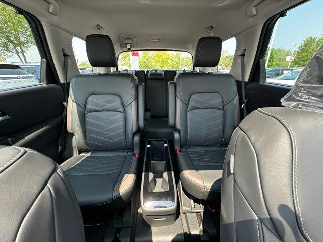 new 2025 Nissan Pathfinder car, priced at $49,974