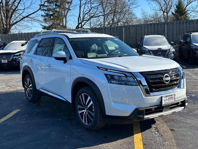 new 2025 Nissan Pathfinder car, priced at $50,786