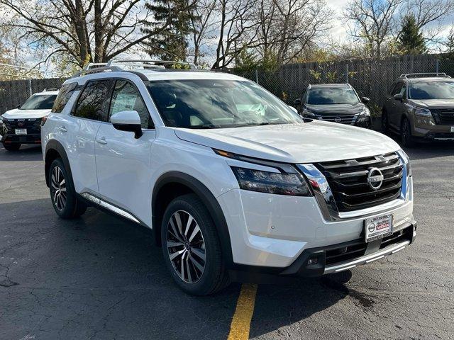 new 2025 Nissan Pathfinder car, priced at $52,022