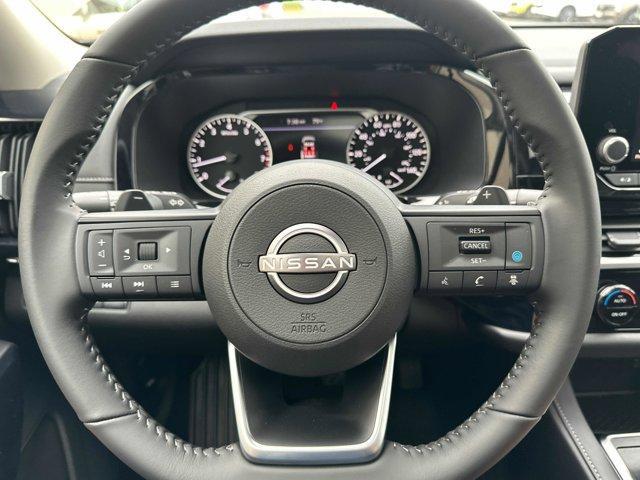 new 2025 Nissan Pathfinder car, priced at $36,858