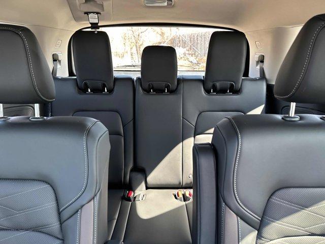 new 2025 Nissan Pathfinder car, priced at $51,202