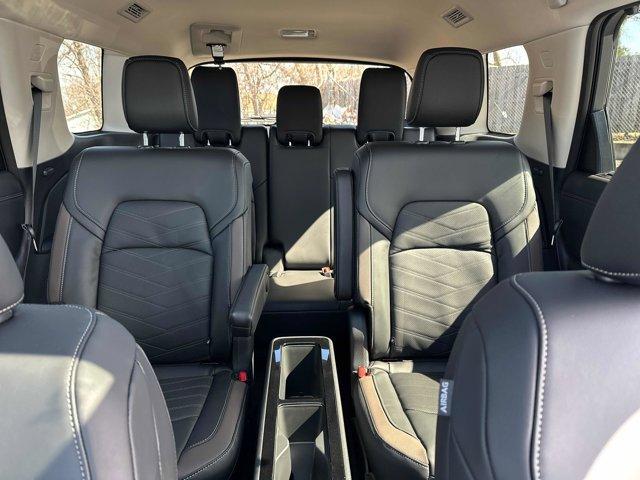 new 2025 Nissan Pathfinder car, priced at $51,202