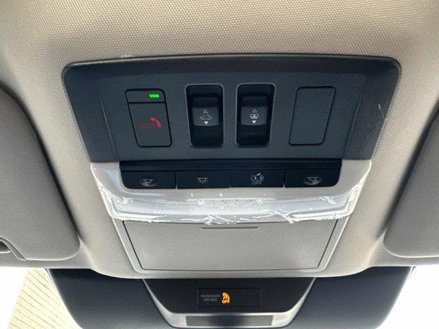 new 2025 Nissan Pathfinder car, priced at $45,221