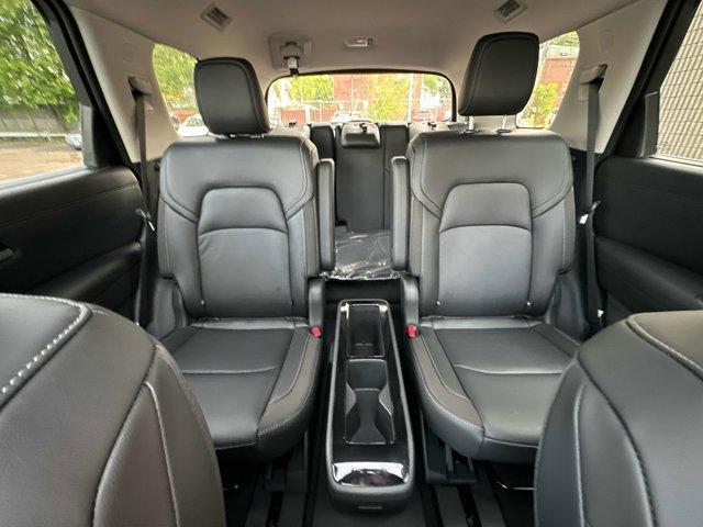 new 2025 Nissan Pathfinder car, priced at $45,221