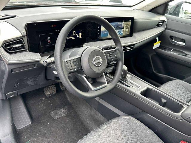 new 2025 Nissan Kicks car, priced at $26,020