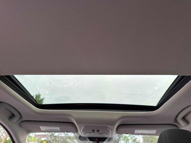 new 2025 Nissan Kicks car, priced at $26,020