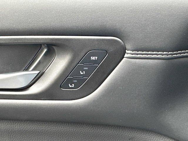 new 2025 Nissan Pathfinder car, priced at $44,592