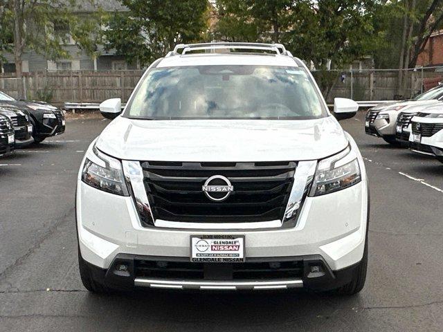 new 2025 Nissan Pathfinder car, priced at $44,592