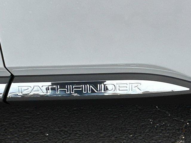 new 2025 Nissan Pathfinder car, priced at $44,592