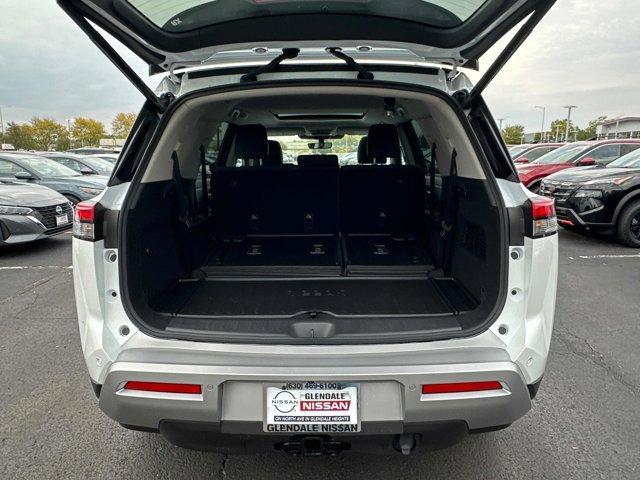 new 2025 Nissan Pathfinder car, priced at $44,592