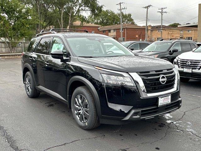 new 2025 Nissan Pathfinder car, priced at $34,832