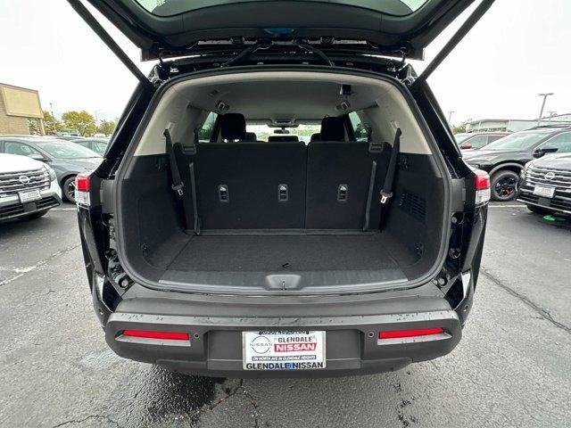 new 2025 Nissan Pathfinder car, priced at $34,832