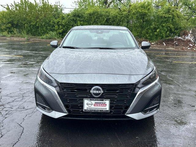 new 2025 Nissan Altima car