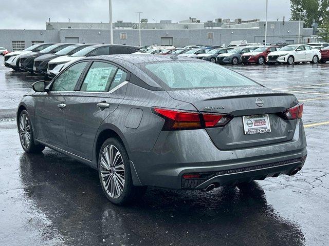 new 2025 Nissan Altima car