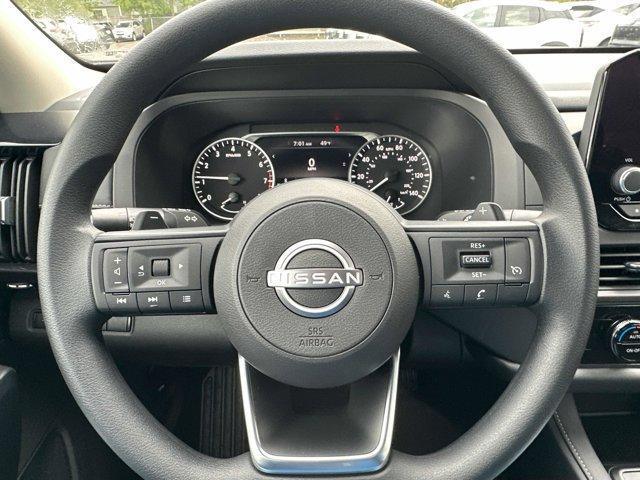 new 2025 Nissan Pathfinder car, priced at $37,184