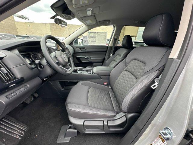 new 2025 Nissan Pathfinder car, priced at $37,184