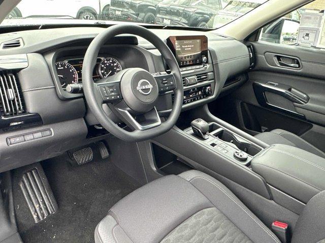new 2025 Nissan Pathfinder car, priced at $37,184