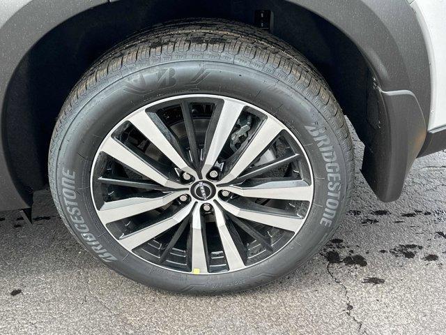 new 2025 Nissan Pathfinder car, priced at $50,839